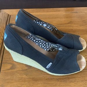 Gently used Toms wedge heels